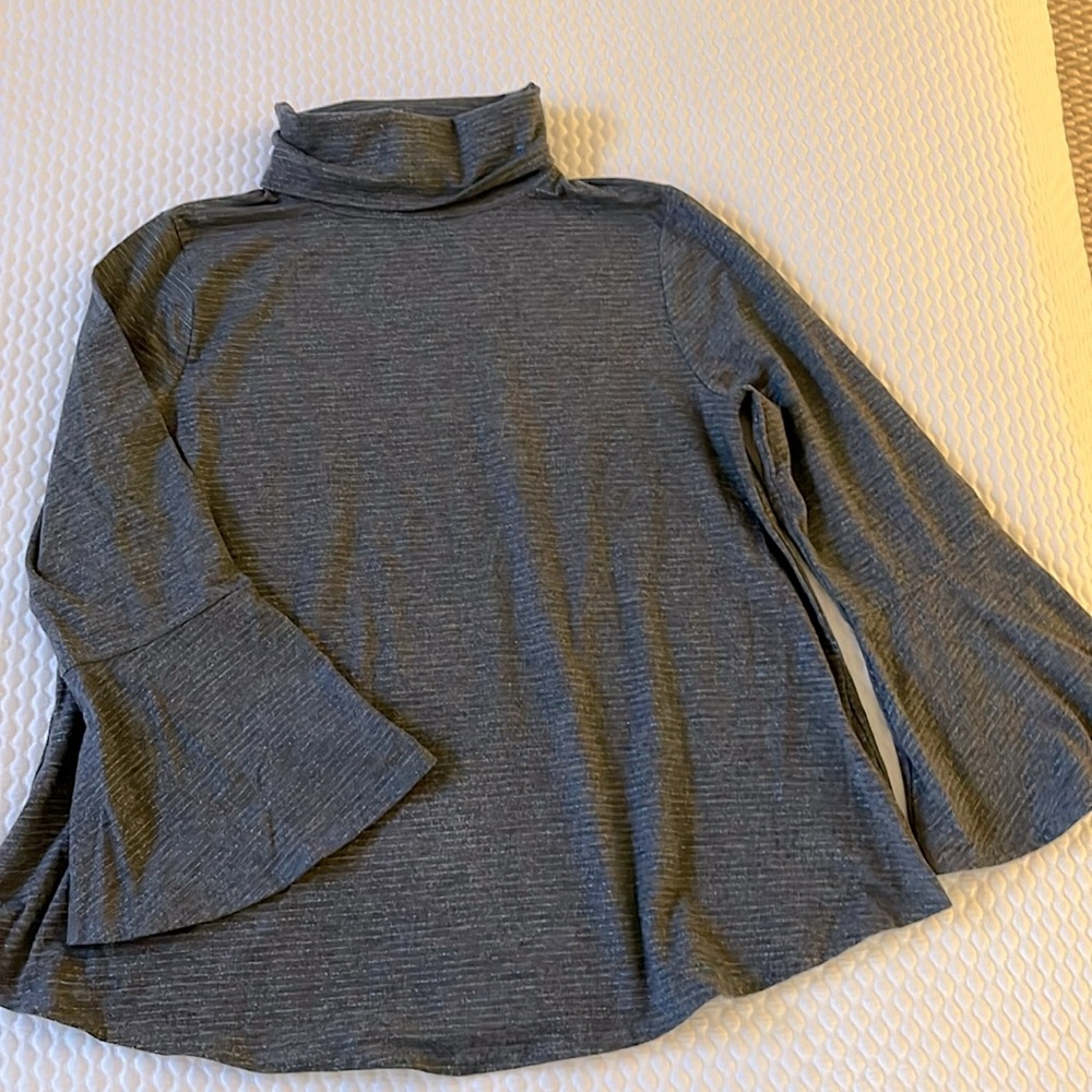 Anthro gray metallic jersey top with bell sleeves